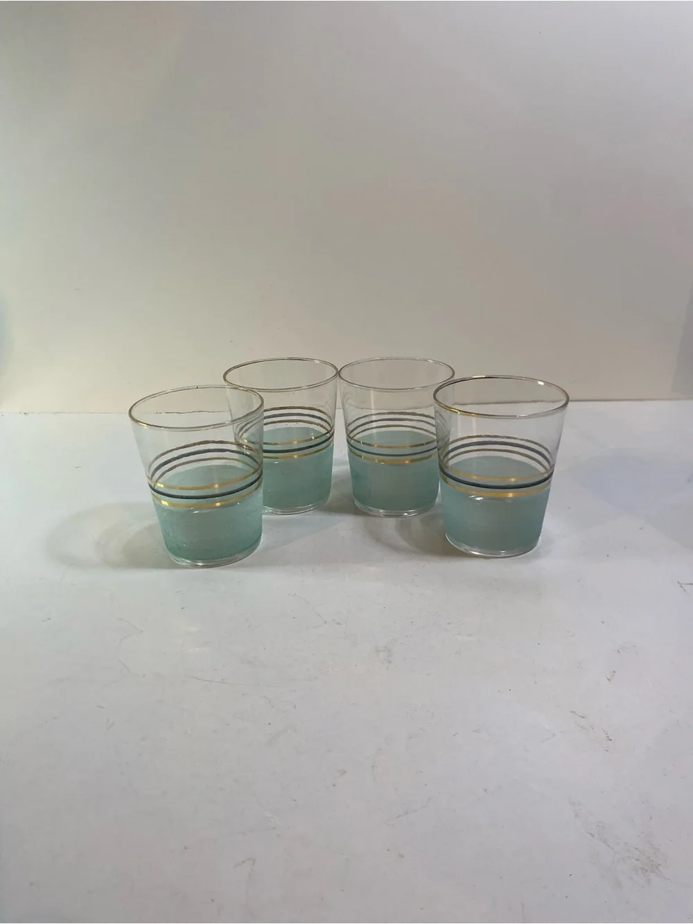 Set of 4 Vintage Mint Green Sugar Frosted Banded Glass Tumblers 4.5” Height